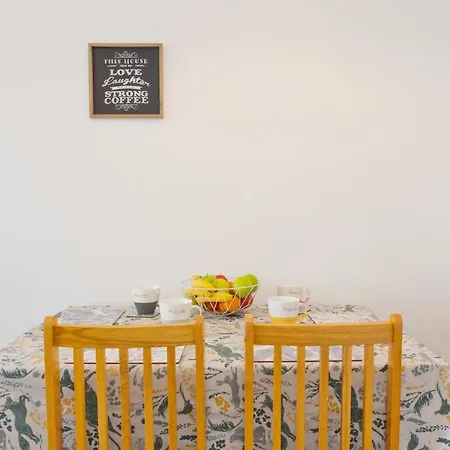 Apartment Cosy Top Floor In Riverside Bacw62 *